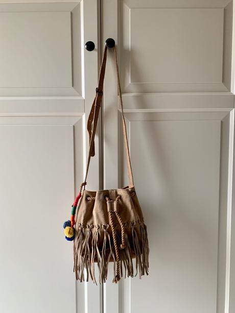 Veselá kabelka, zara