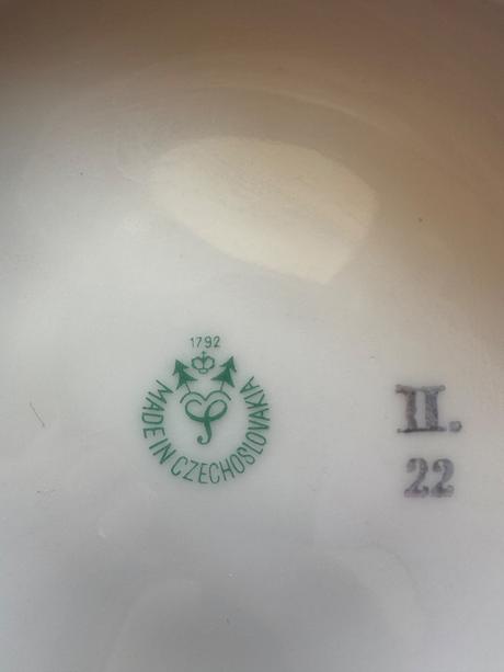 Karlovarský porcelán olej,ocot, cukor, 