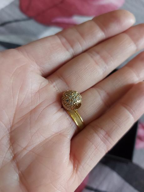 Prívesok gulička so zirkónmi 585 zlato, 