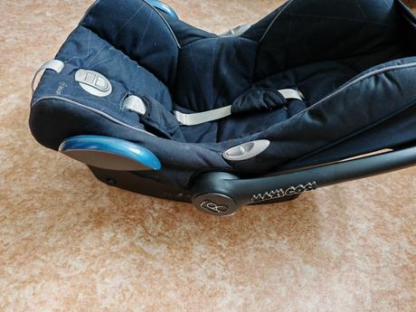 Predam vajicko maxi cosi cabrio fix, maxi cosi