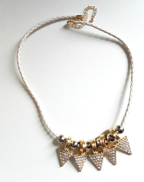 Náhrdelník, camaieu