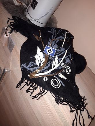 Satka sú velka s luxusný kašmírový šál,