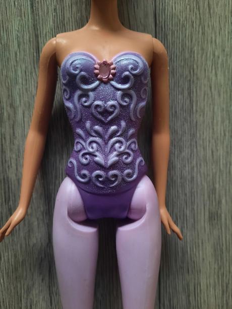 Barbie baletka s gumenými nohami,