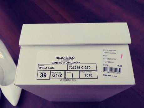 Biele lodičky lakované, 39