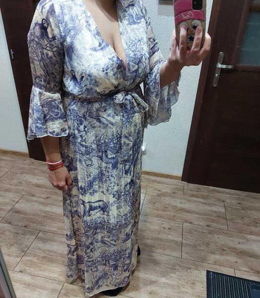 Váš názor na tieto šaty