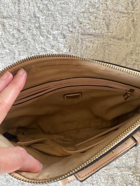 Guess kabelka, guess