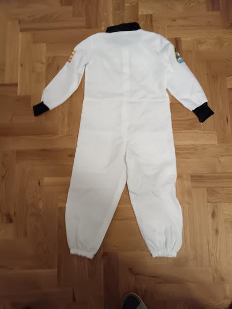 Kostým kozmonaut, 