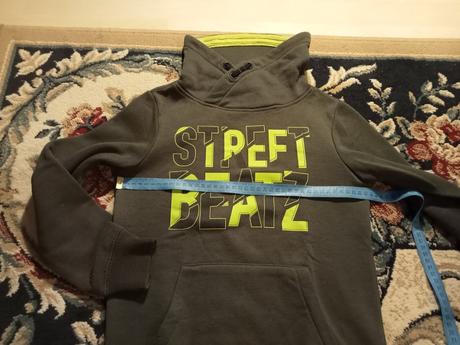 Veľmi pekná mikina, chapter young,134