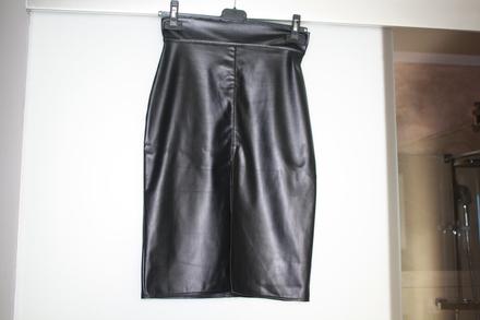 Cierna sukna awesome, s