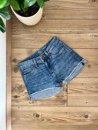 Riflové kraťasy, c&a,146