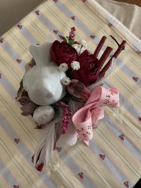 Jarná dekorácia s vtáčikom, 