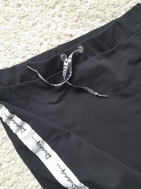 Úpletová sukňa, m