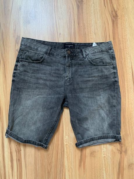 Kraťase, reserved,34