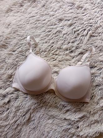 Biela podprsenka, 95c