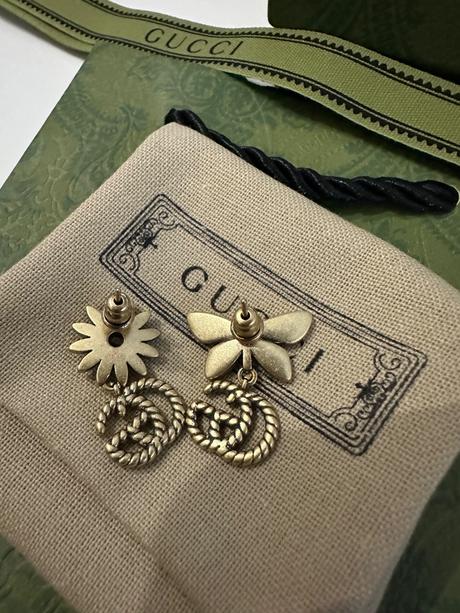Krásne nové náušnice gucci v komplet balení, gucci