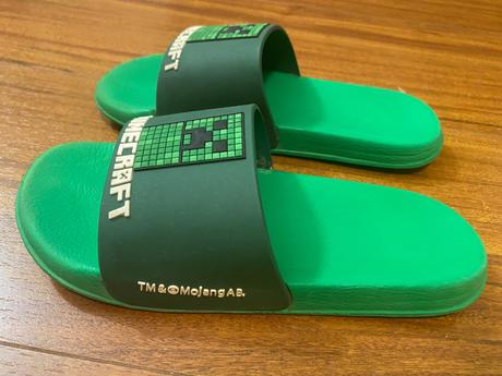 Zelené minecraft šľapky veľ. 35-36, 35