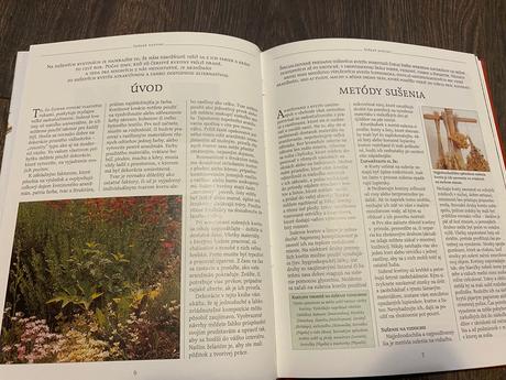 Krásna kniha sušené kvetiny,