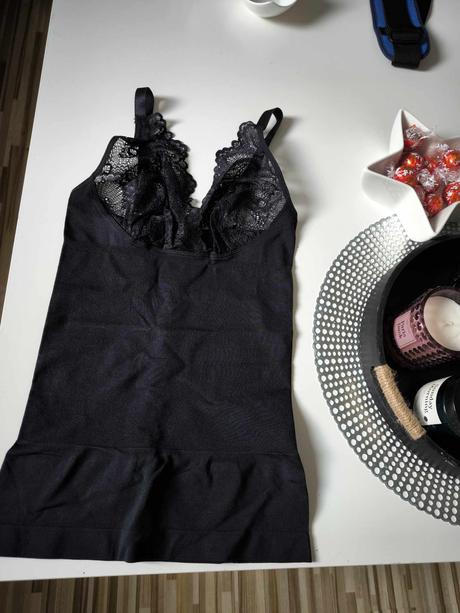 Formujúce tielko, esmara,l