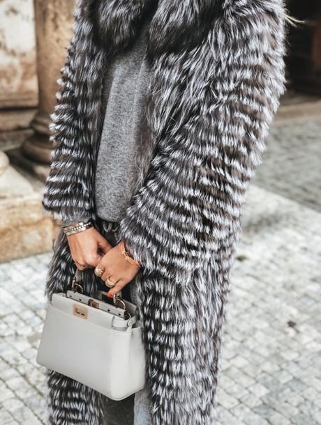 Luxusny kozusinovy kabatik, s