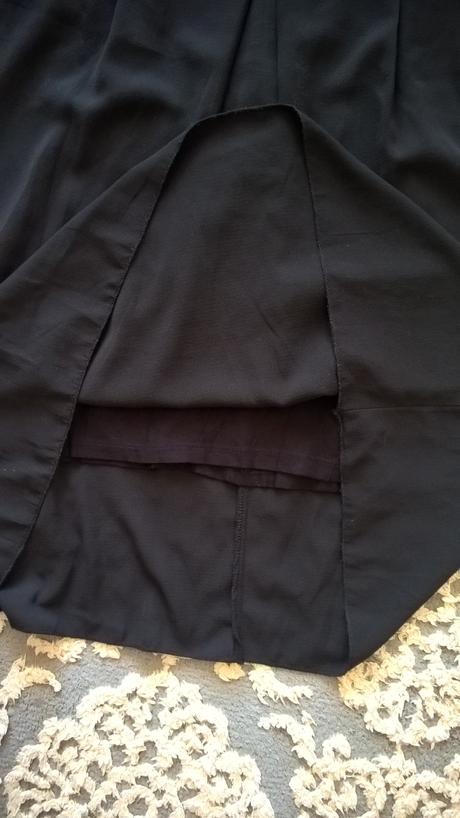 Elegantné podšívané šaty, 36