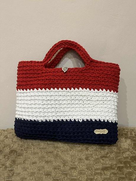 Predám háčkovanú tašku - kabelku,