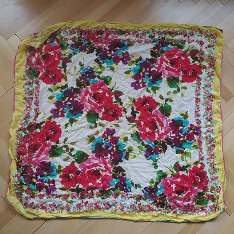 Šatka na krk, promod