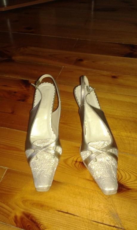 Zlaté lodičky/sandálky, 39