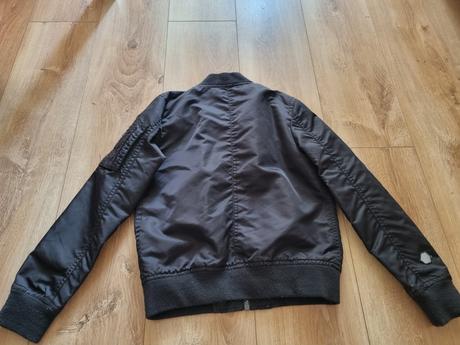 Prechodná bunda, 134