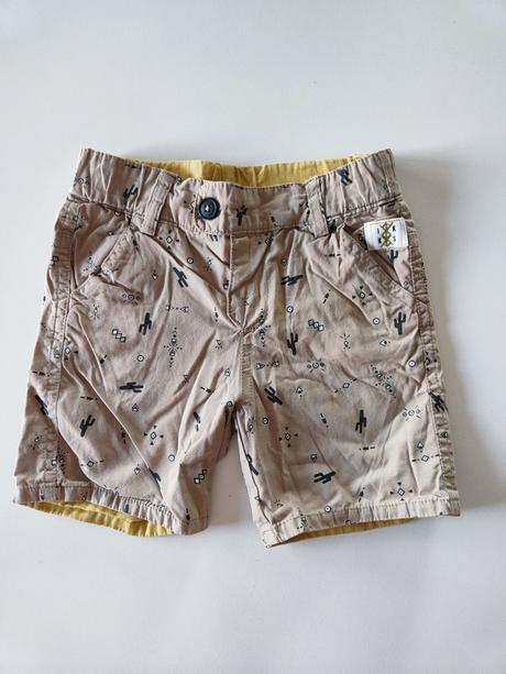 Obojstranné šortky, 92