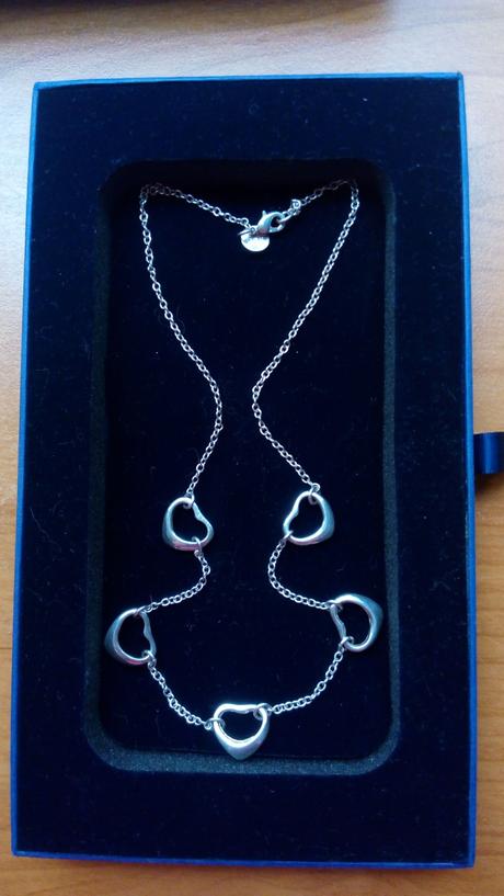 Strieborná retiazka so srdiečkami, 