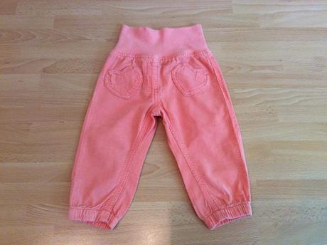 Nohavice pre malú slečnu, lupilu,68