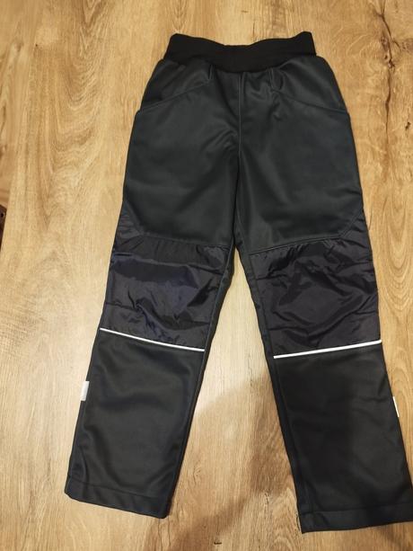 Zateplené softshellové nohavice zn.wamu v. 116/122, 116