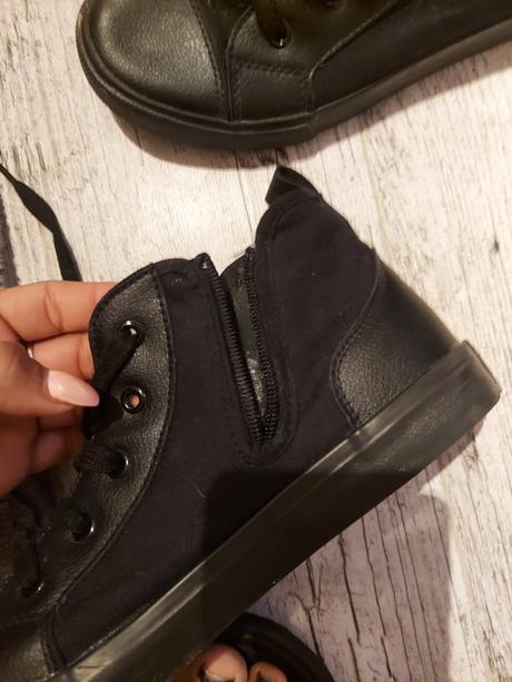 Tenisky, reserved,39