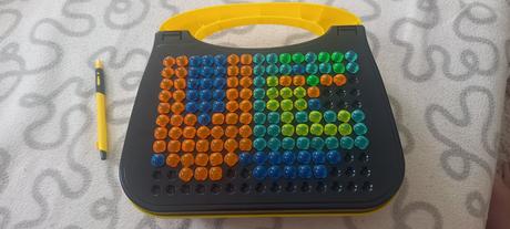 Svetelna mozaika playgo lumimo,