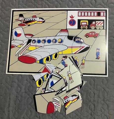 Velke plastove puzzle 80 roky 5 typov,