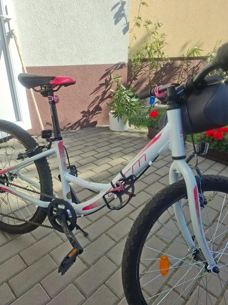 Krasny bicykel, 24