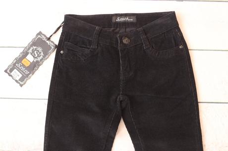 Menžestrové nohavice, 26