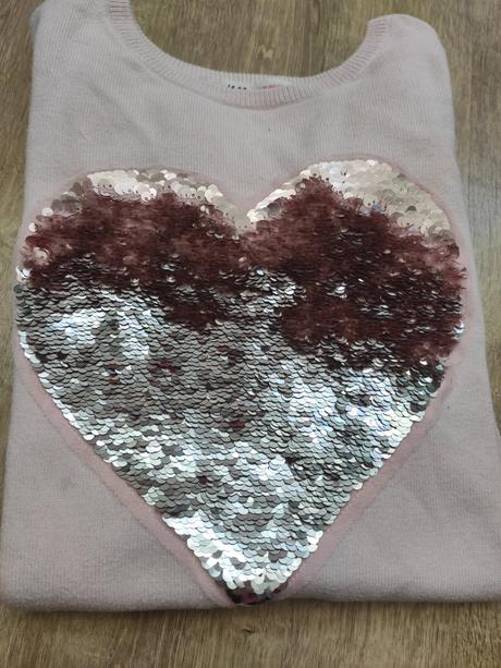 Svetrík so srdiečkom, zn.h&m,veľ.134/140,vek 8-10, h&m,134