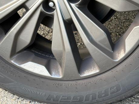 Pneumatiky kumho crugen premium 255/50 r20 - letné,