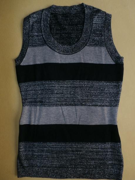 Super vestička - 1x oblečená, s