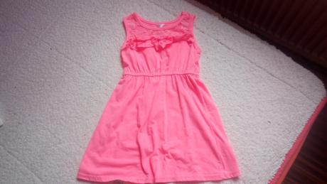 Neónové šaty, 110