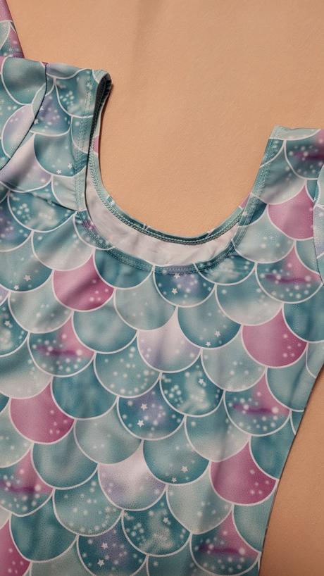 Gymnastický dres top stav, 140