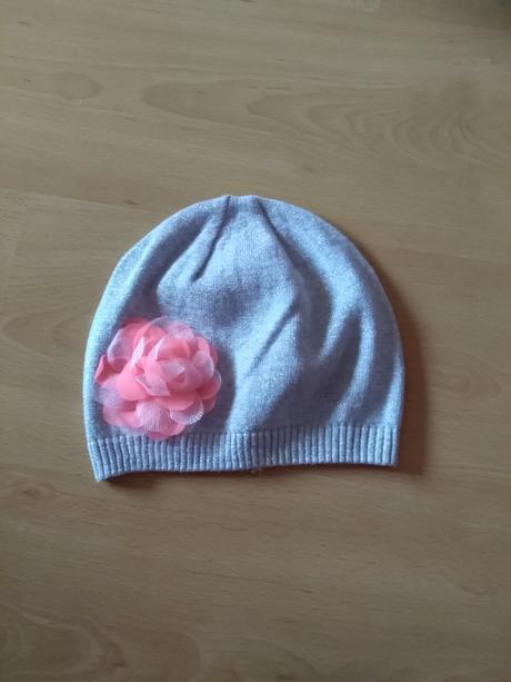 Sivá čiapka kvietok v.54,