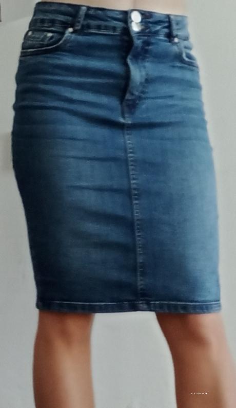 Riflova sukňa s/m (už s poštou), amisu,38
