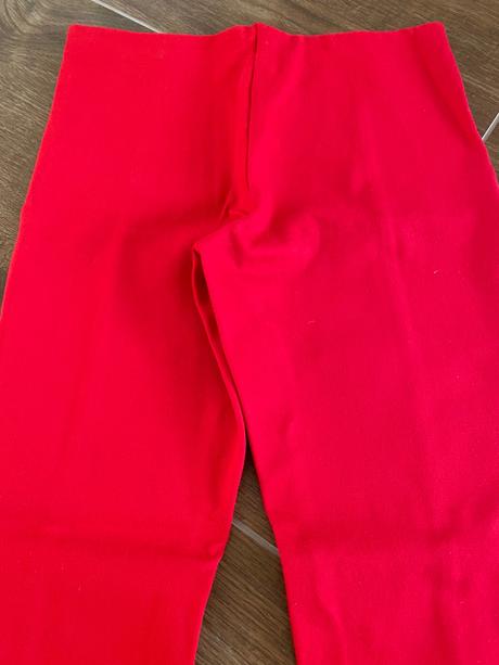 Červene nohavice, zara,152