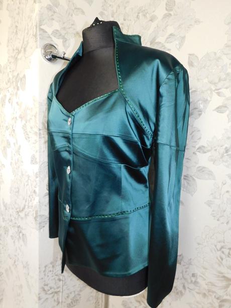 B2 balizza luxusny kostym, 40