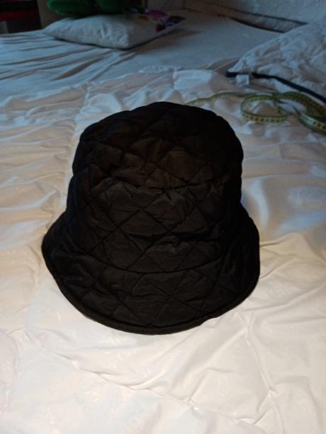 Presivany klobúk v. 57, new yorker,58