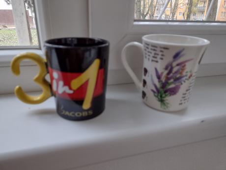 Rozpredám zbierku hrnčekov, 