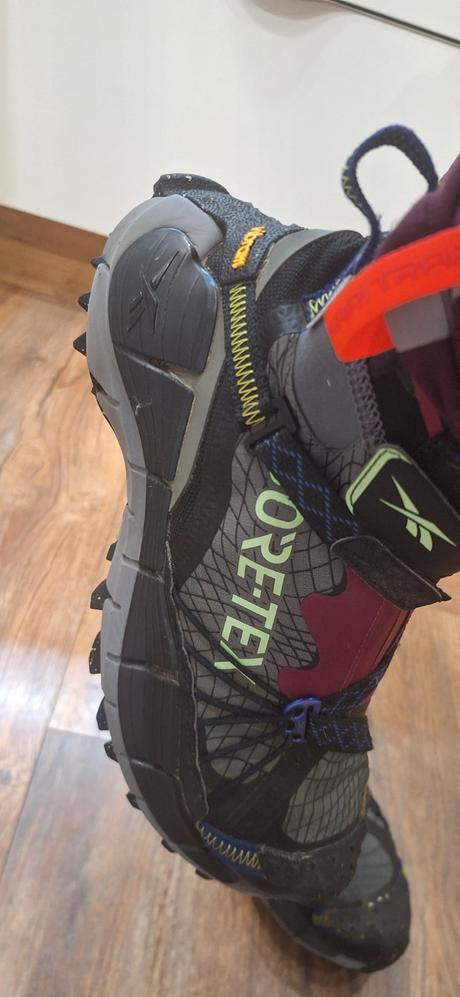 Goratex tenisky reebok  zig konektika 2 edge gtx, reebok,41