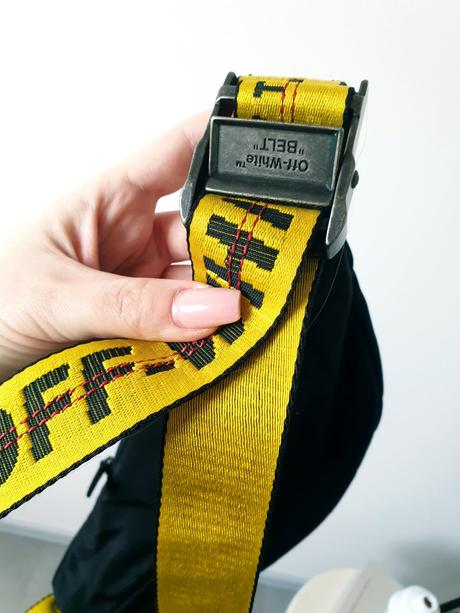 Off white ľadvinka, 